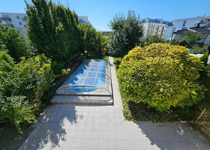 With Pool - Big Garden - Barbecue - Free Parking Villa