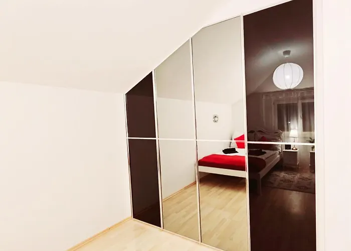 Villa With Pool - Big Garden - Barbecue - Free Parking *