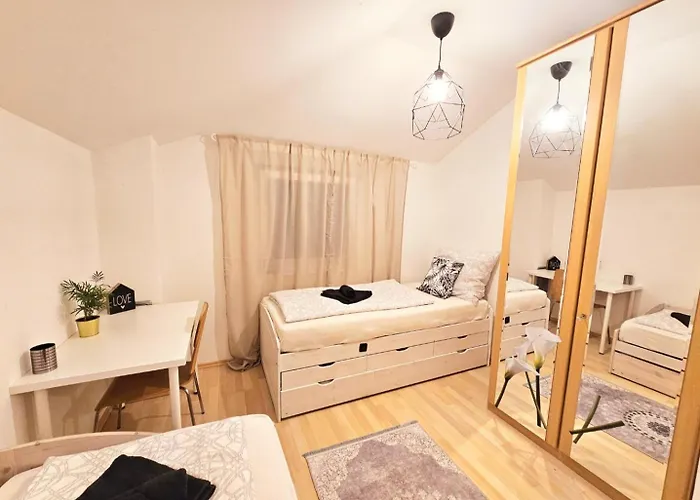 With Pool - Big Garden - Barbecue - Free Parking Vienna