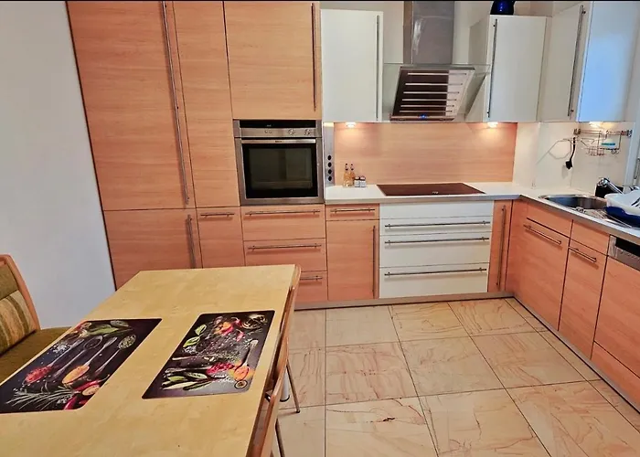 With Pool - Big Garden - Barbecue - Free Parking Villa *
